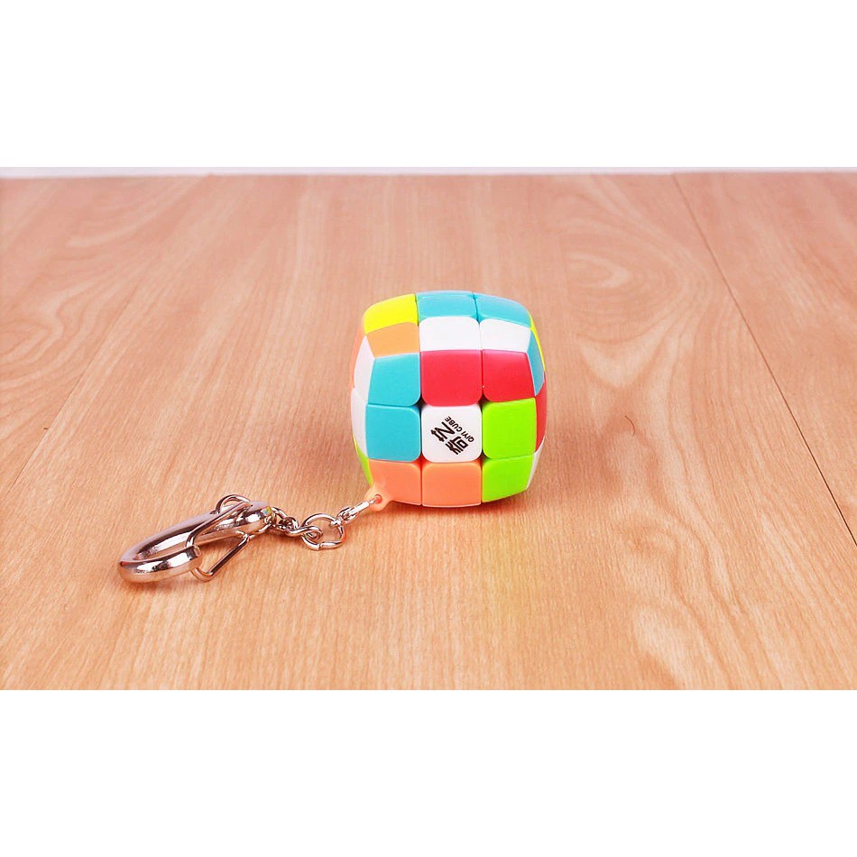 Móc Khóa Rubik 3x3 Stickerless Qiyi Cube Rubik 3x3, nhỏ xinh