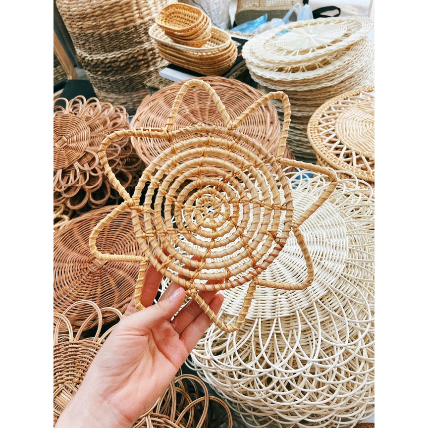 Thảm Cói mix mẫu Vintage Hoạ Tiết dùng để decor tường, bàn ăn, trang trí quán cafe, nhà hàng.