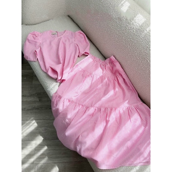 SET ÁO CROPTOP TAY PHỒNG KÈM CV