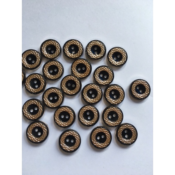 Nút áo đường kính 1.5cm sử dụng đơm kêt áo sơmi tay áo vest...