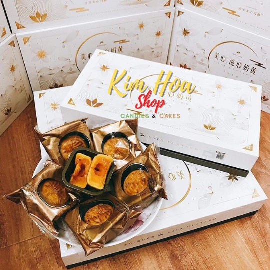 Bánh trung thu trứng chảy MX Lava Custard mooncake 360g - MADE IN CHINA