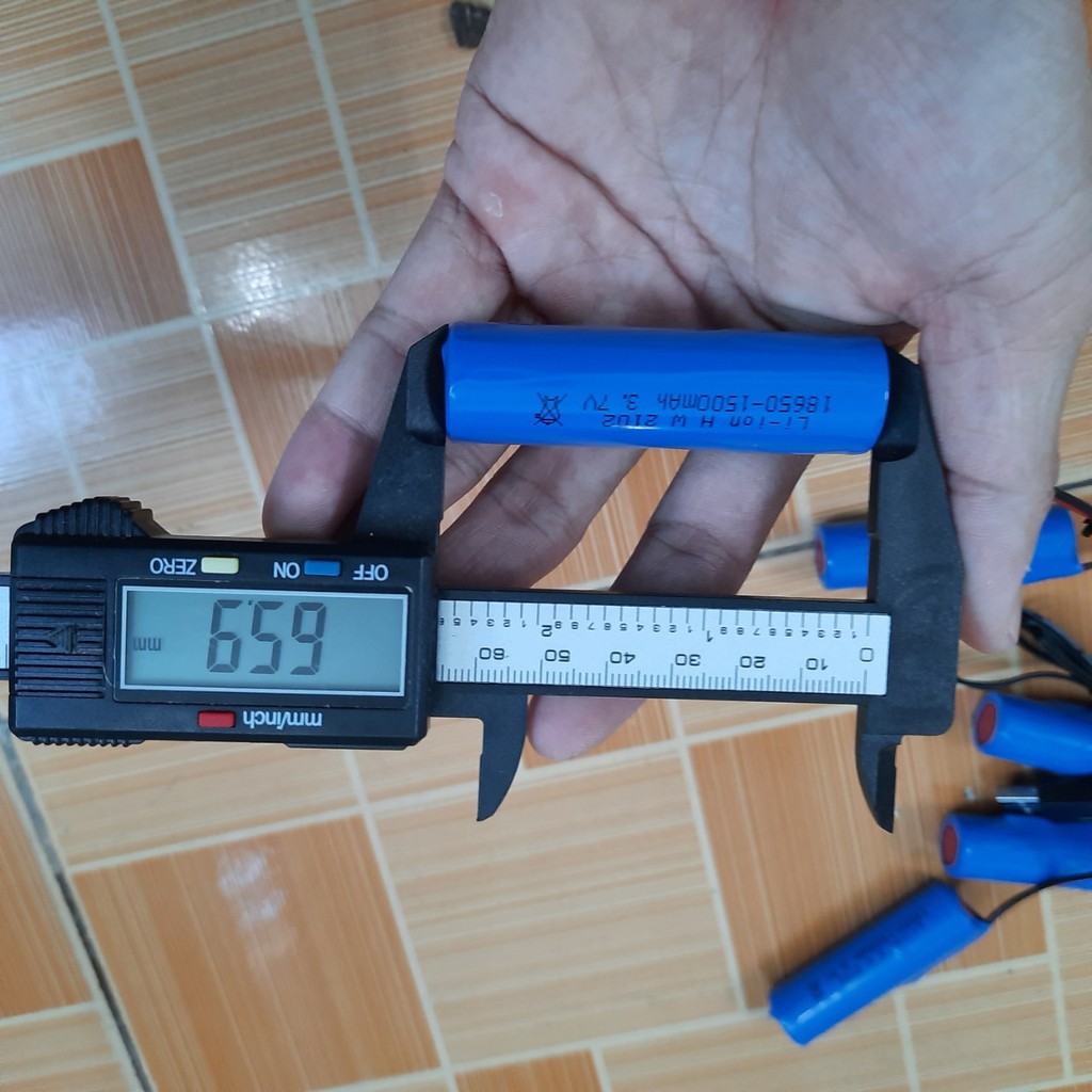 Pin và cáp sạc xe mô hình 3.7v 18650 dung lượng cao 1500mah cổng nôi SM