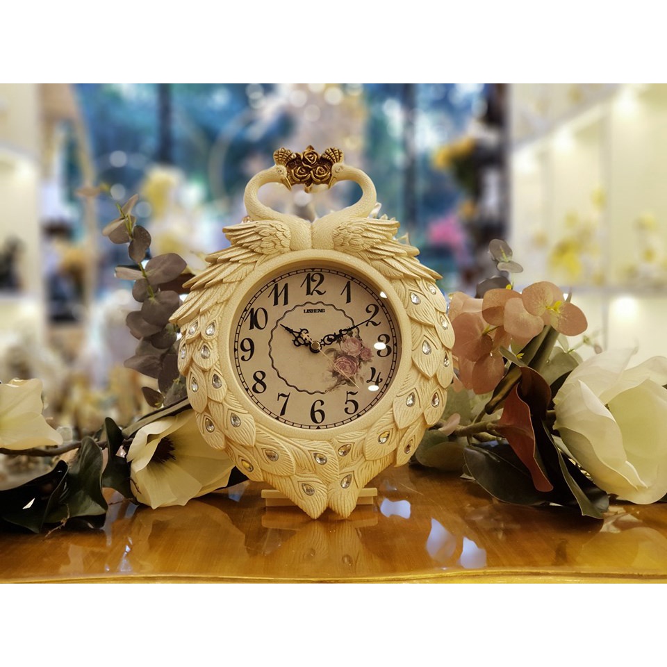 Đồng hồ để bàn thiên nga
