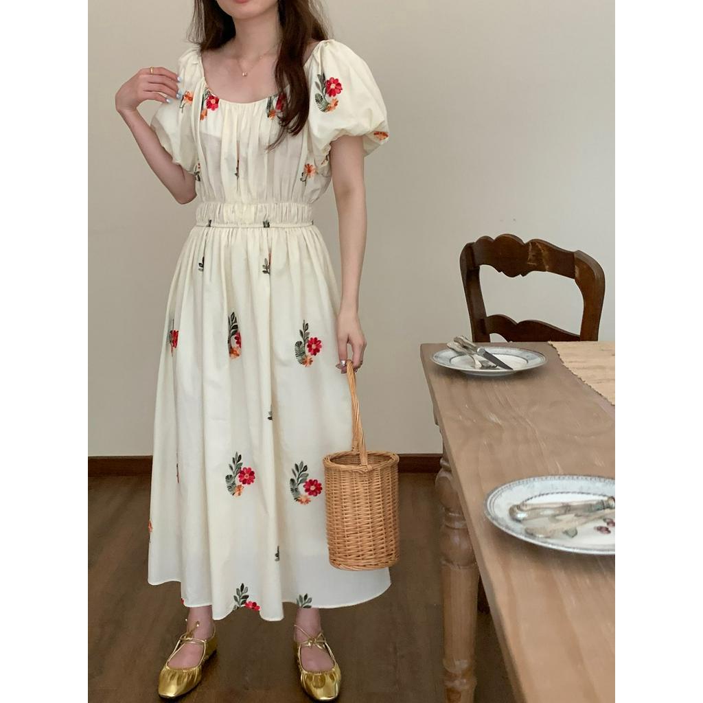 Đầm Tay Phồng Dáng Ôm Thêu Hoa Phong Cách Pháp Thời Trang 63692
