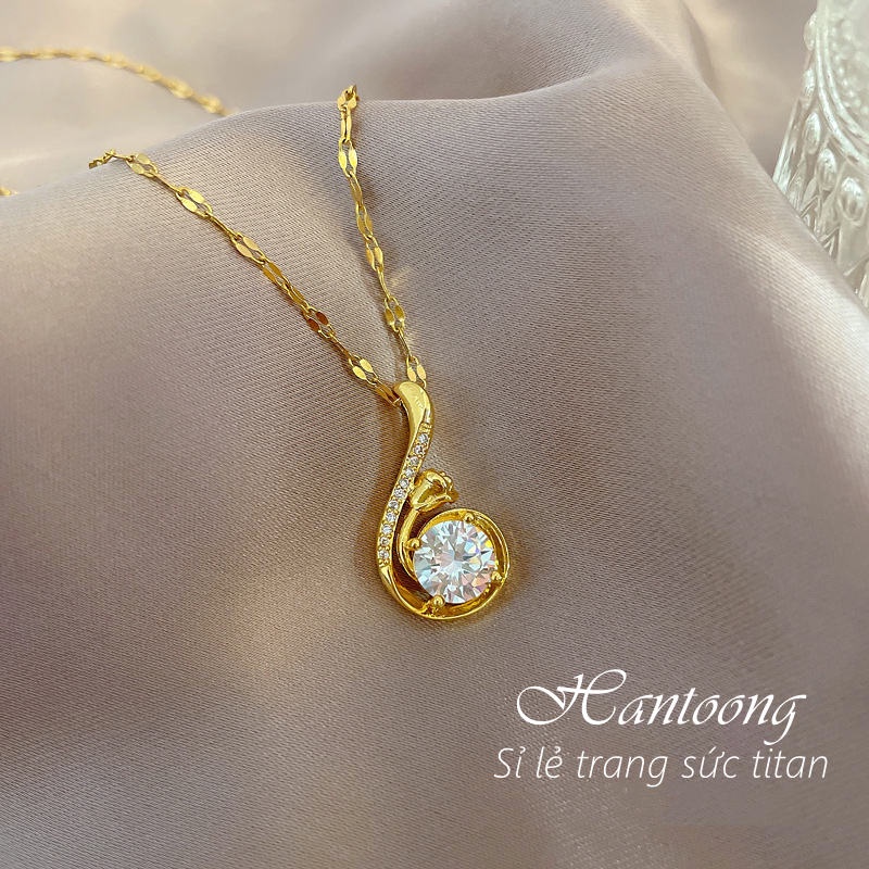 Vòng cổ nữ titan mặt hình hoa hồng đá pha lê lấp lánh thiết kế thời trang sang trọng mẫu mới