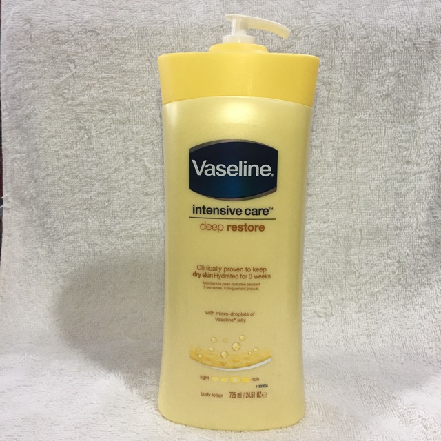 Sữa dưỡng thể dưỡng sáng da Vaseline Ấn Độ 725ml