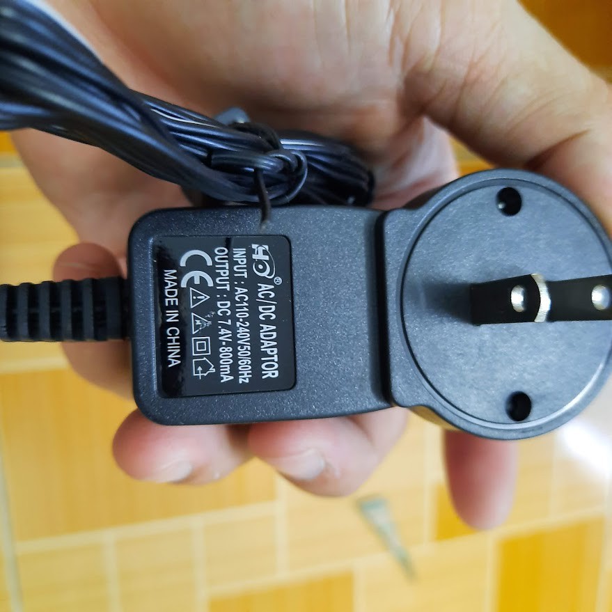 Sạc rời pin xe điều khiển 7.4v cổng XH-3P