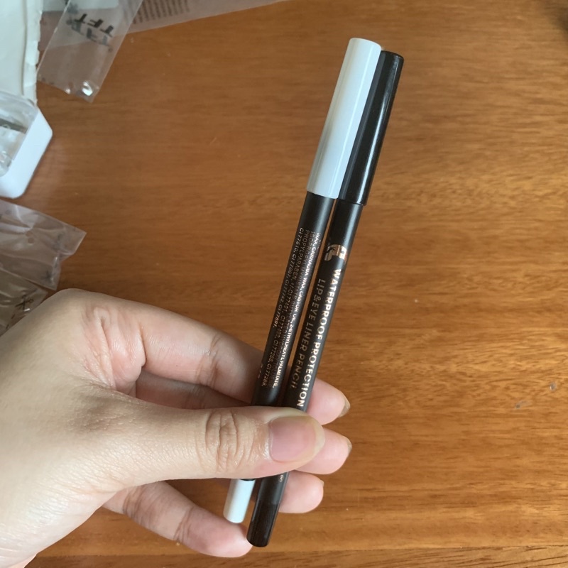 Chì Sáp Kẻ Mắt Đen/ Trắng Chống Nước Dạng Gọt 🔥 Waterproof Protection Eye Liner Pencil 🔥