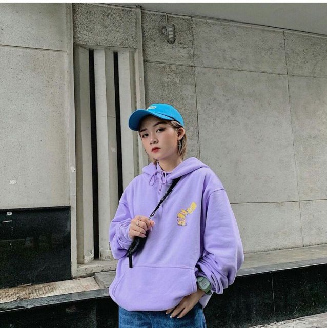 Áo hoodie xịn sò in họa tiết hoạt hình hài hước kết hợp với màu tím đang dẫn đầu xu hướng hot trend 2019 AB0175