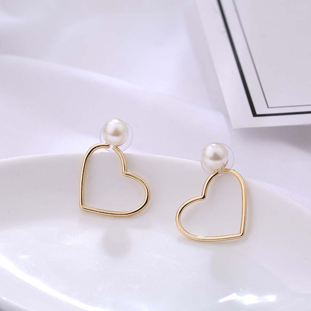 Hoa tai hình trái tim độc đáo dành cho nữ