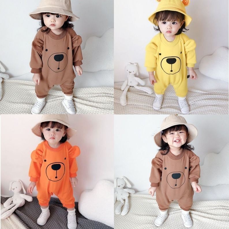 Năm 2020 mùa xuân và thu in Hàn Quốc dễ thương gấu một mảnh áo len trẻ em bé trai romper quần hợp thời trang