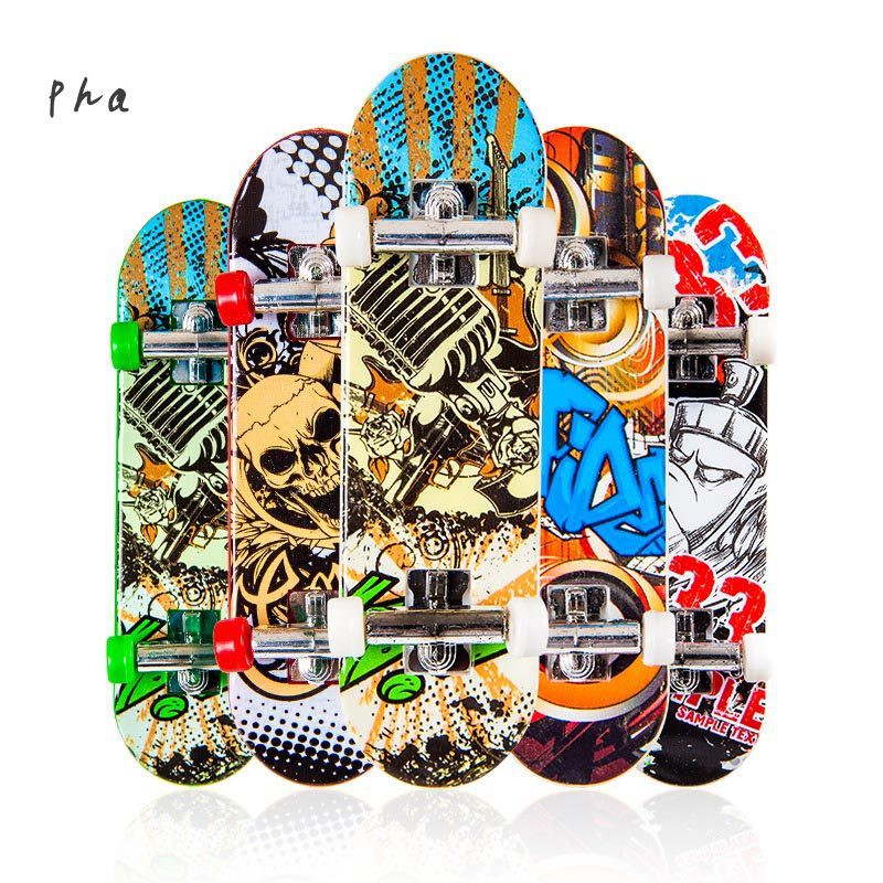 Creative Fingerboard Mini Alloy Finger Skateboard Novelty Toys Sets Professional Tools Graffiti Finger Skateboard