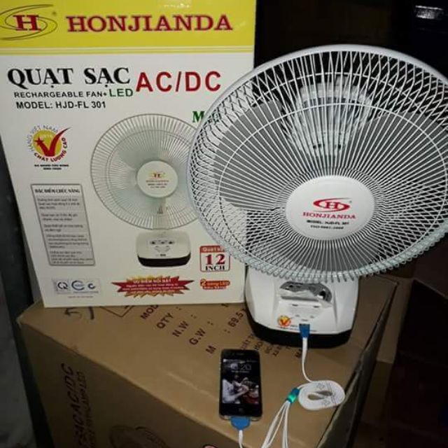 Quạt tích điện hàng đầu VN tích điên lưu ý  hàng e bán là loại hai bình ắc quy nhé bảo hành  tam tháng nhé có video  kèm