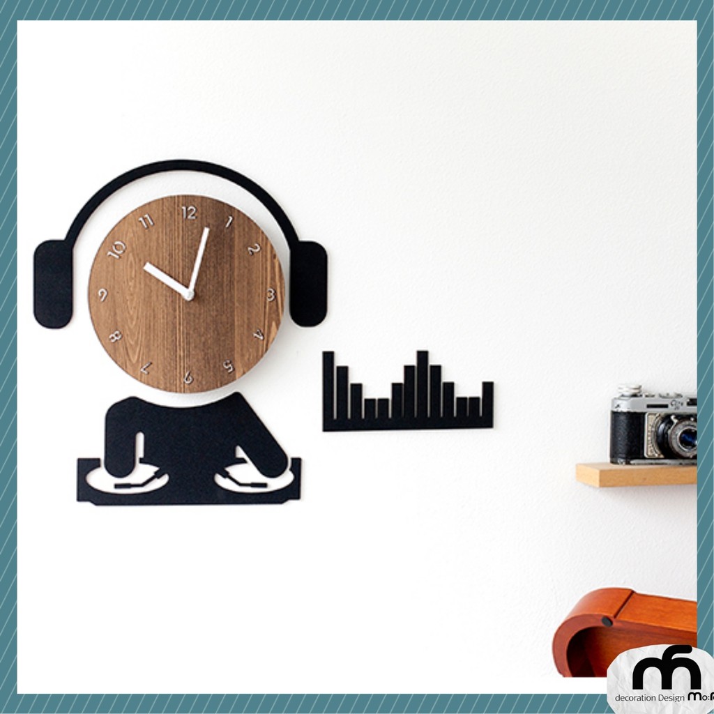 Đồng hồ treo tường kim trôi cao cấp, đồng hồ gỗ decor dán phòng khách, trang trí nhà cửa hình DJ - Music wall clock