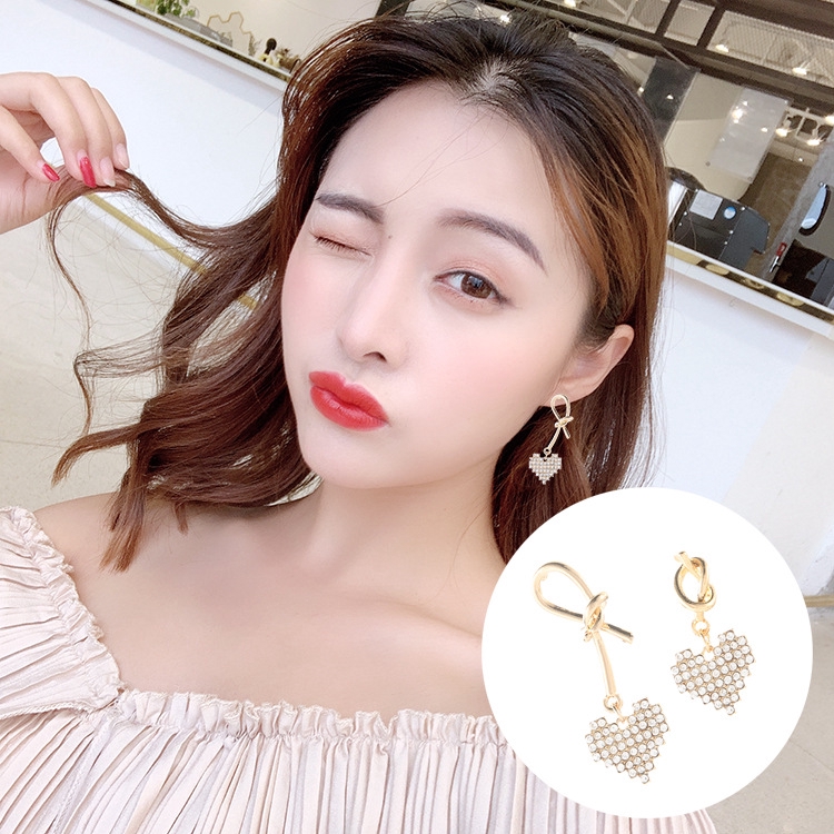 Khuyên tai mạ bạc 925 hình trái tim đính đá lấp lánh toàn diện phong cách Hàn Quốc