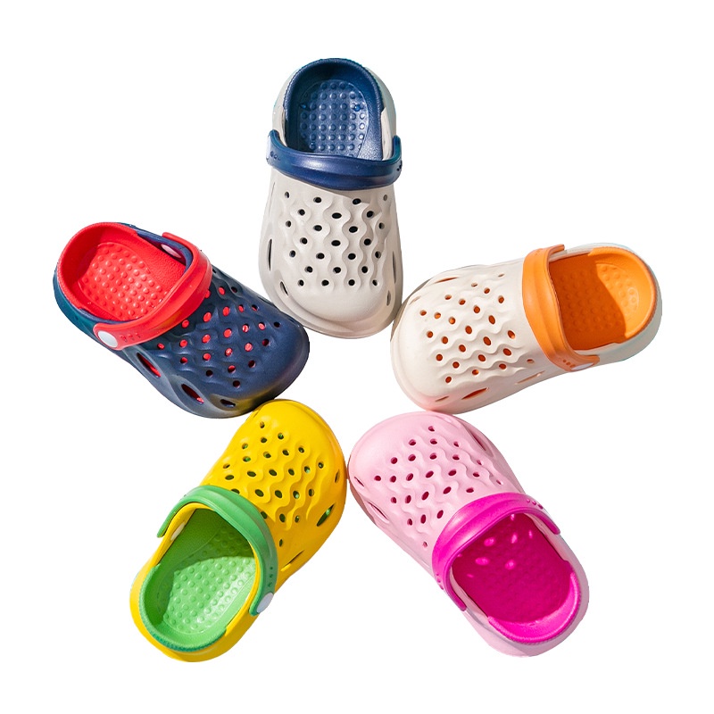 Dép Sandal Đục Lỗ Chống Trượt Thời Trang Đi Biển Mùa Hè Cho Bé