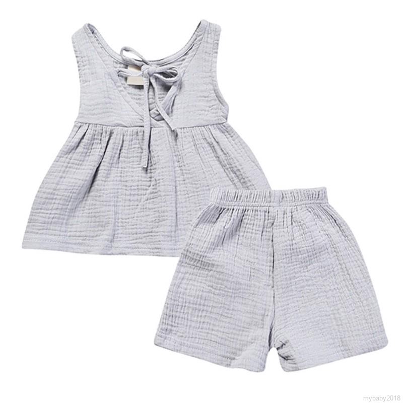 Áo ba lỗ + quần short vải lanh phong cách thời trang cho bé gái