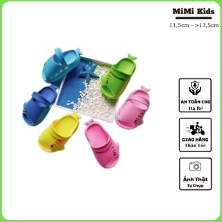 [ Xả Lỗ ] Dép sục cho bé, Dép cá mập cho bé có quai giữ chân siêu nhẹ - D025