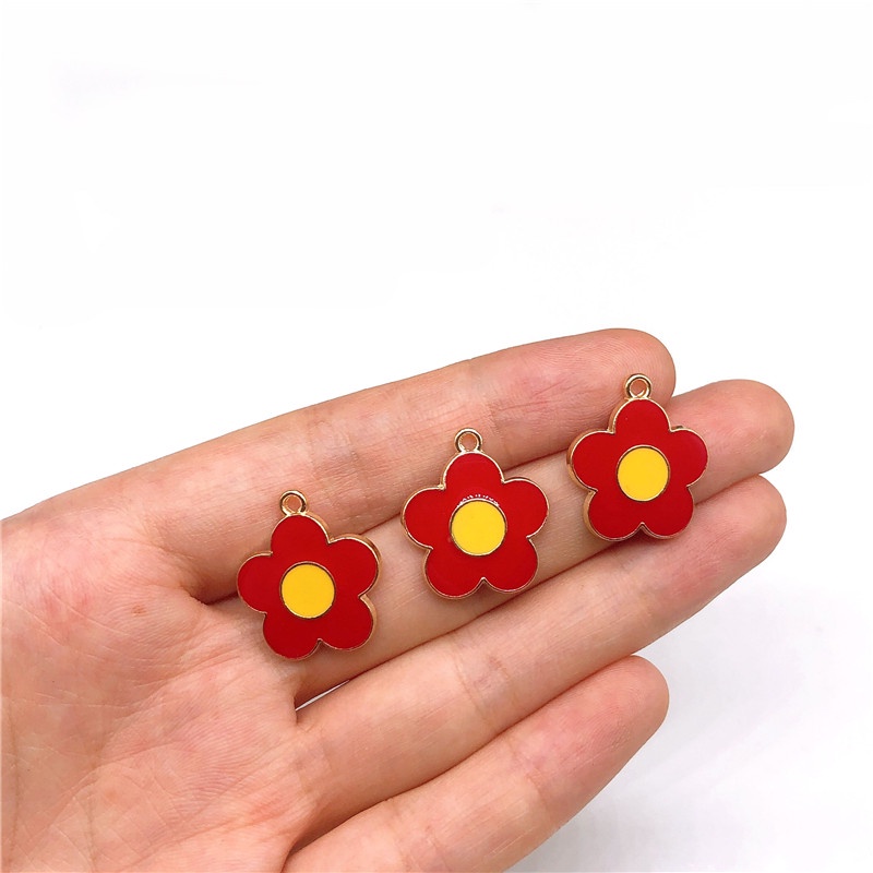 Set 4 mặt dây chuyền hình hoa bằng kim loại tráng men
