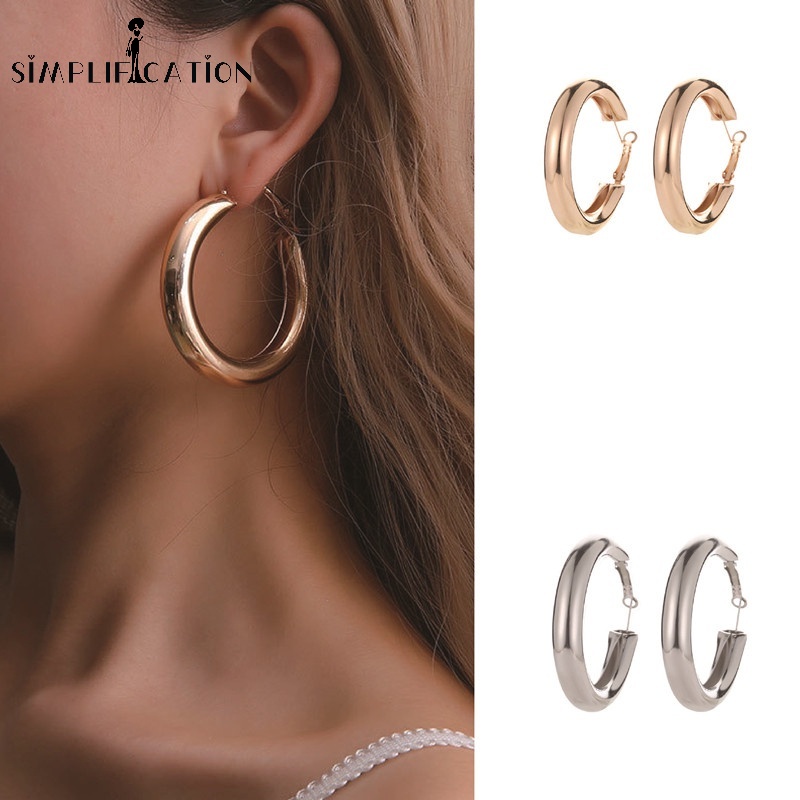 Khuyên Tai Nữ Hình Tròn Lớn Màu Sắc Thời Trang