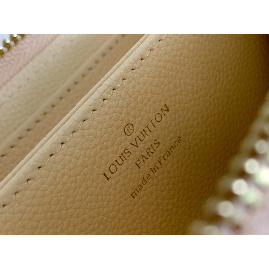 Sẵn sàng giao hàng Ví nữ ngắn mới của Louis Vuitton LV Ví có dây kéo có hộp M80408