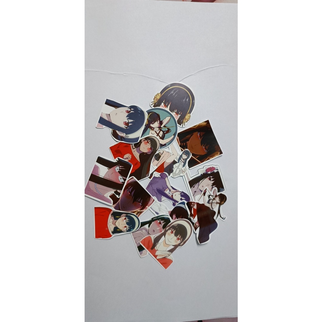 - Set 10/15 Sticker Yor/Yor Forger hình dán anime  tráng trí laptop, vali, điện thoại...siêu đẹp
