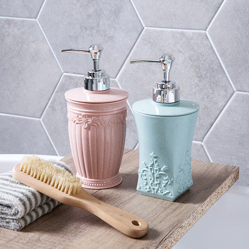 Bình Đựng Dầu Gội/Sữa Tắm 500Ml Kèm Giá Đỡ Tiện Dụng