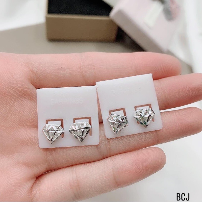 Nụ kim cương bạc ta