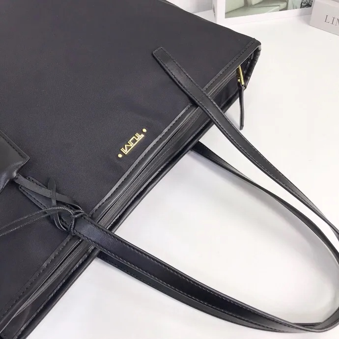 Túi xách vải dù siêu nhẹ 196452 thiết kế đơn giản thời trang