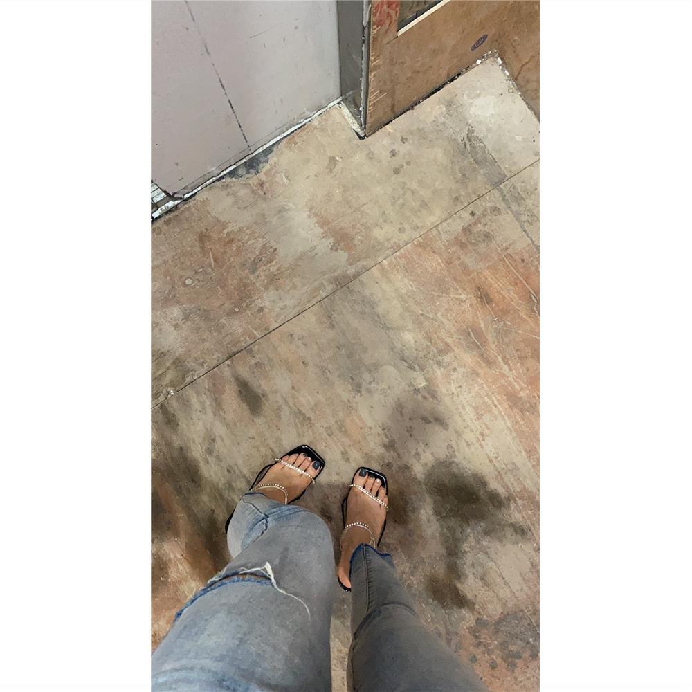 Sandal Cao Gót Mũi Vuông Thiết Kế Mới Quyến Rũ Thời Trang Dành Cho Mùa Hè