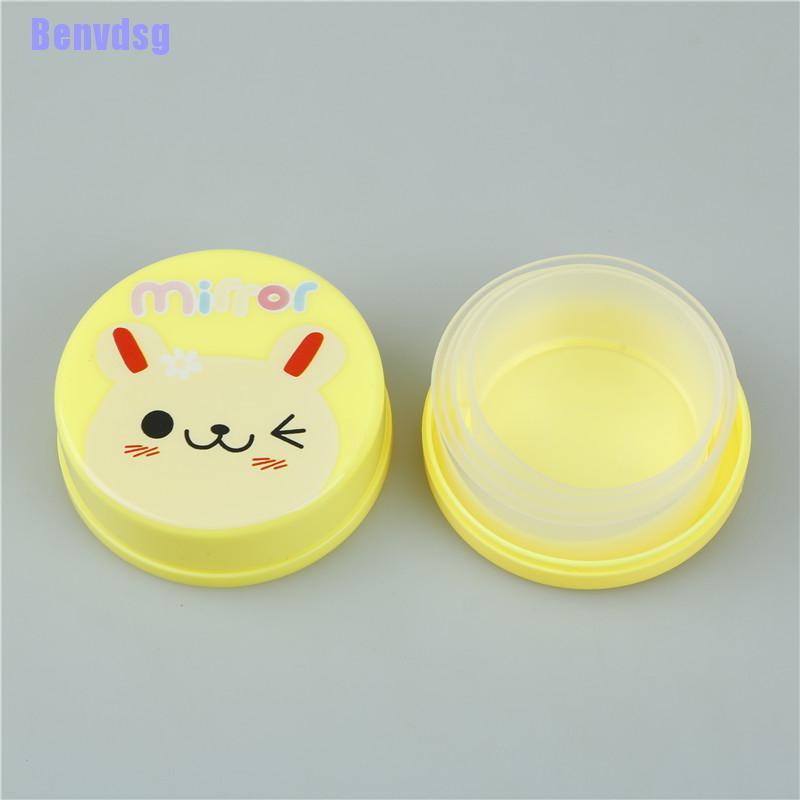 Cốc uống nước có thể gấp lại được