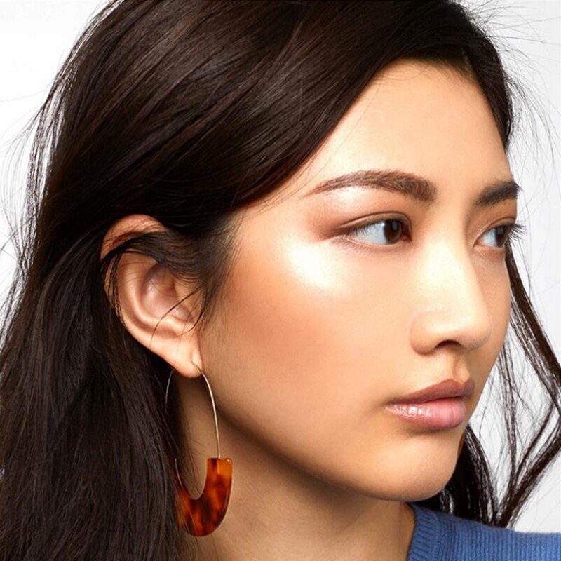 Khuyên Tai Dáng Dài Họa Tiết Da Báo Thời Trang