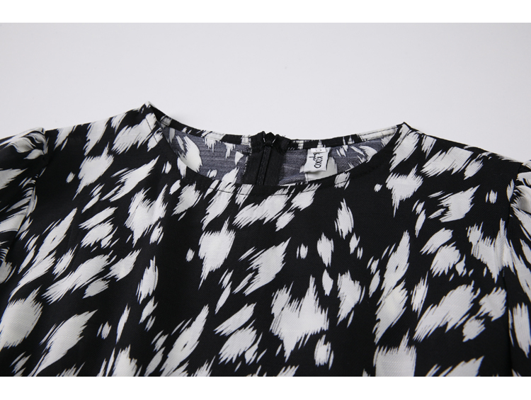 Đầm hoa Peppermint 40676 tay dài dáng rộng phong cách mới thời trang cho nữ