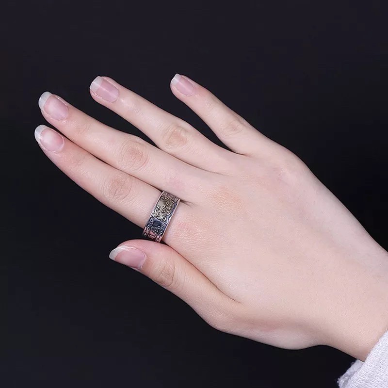 NHẪN KHẮC OM MANI PADME HUM - BÁT NHÃ TÂM KINH
