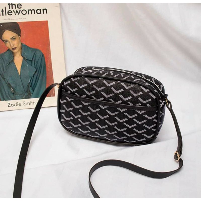 Túi Đeo Chéo Edmond Masion | BigBuy360 - bigbuy360.vn