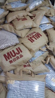 Chăn đũi muji