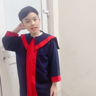 Áo cử nhân mầm non