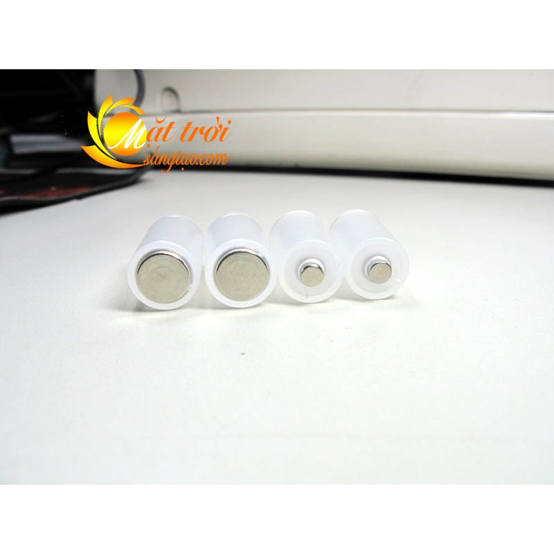 Adapter chuyển đổi pin đũa AAA thành pin tiểu AA