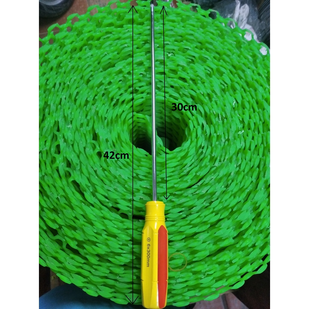 Tô vít 4 cạnh loại dài 6 x 300mm dùng để tháo lắp vít