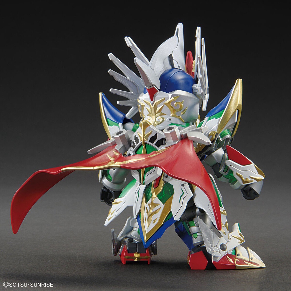 Mô hình lắp ráp SDW HEROES KNIGHT STRIKE GUNDAM Bandai 4573102621740