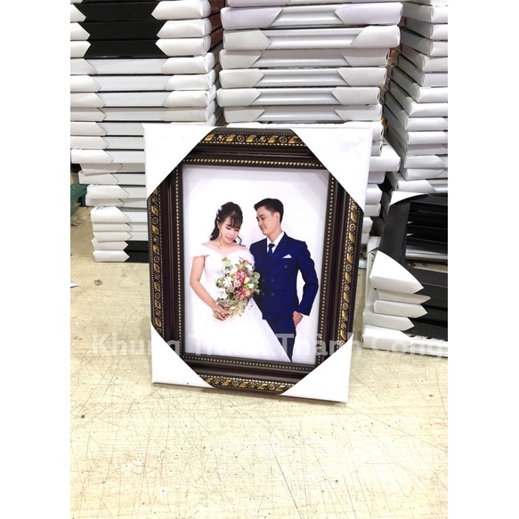 Khung ảnh để bàn và treo tường mặt kính 13x18 mẫu hoa văn đẹp.