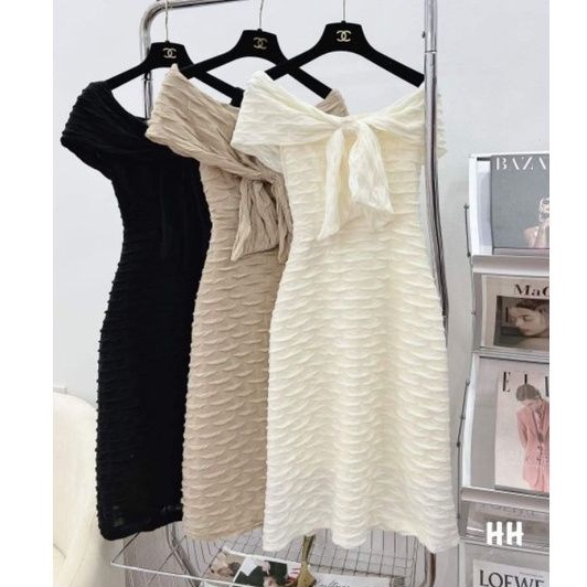 Váy trễ vai nơ ngực xốp nhăn