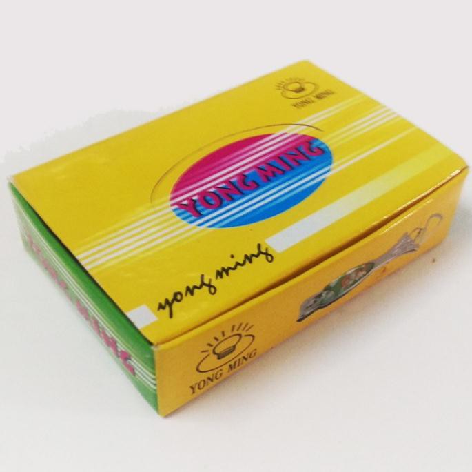 Hộp 12 bấm móng tay