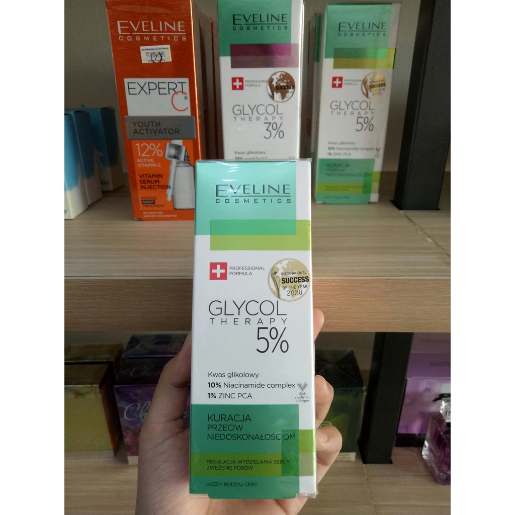 Tinh chất Eveline Glycol Therapy 5% se khít lỗ chân lông và giảm mụn - 18ML