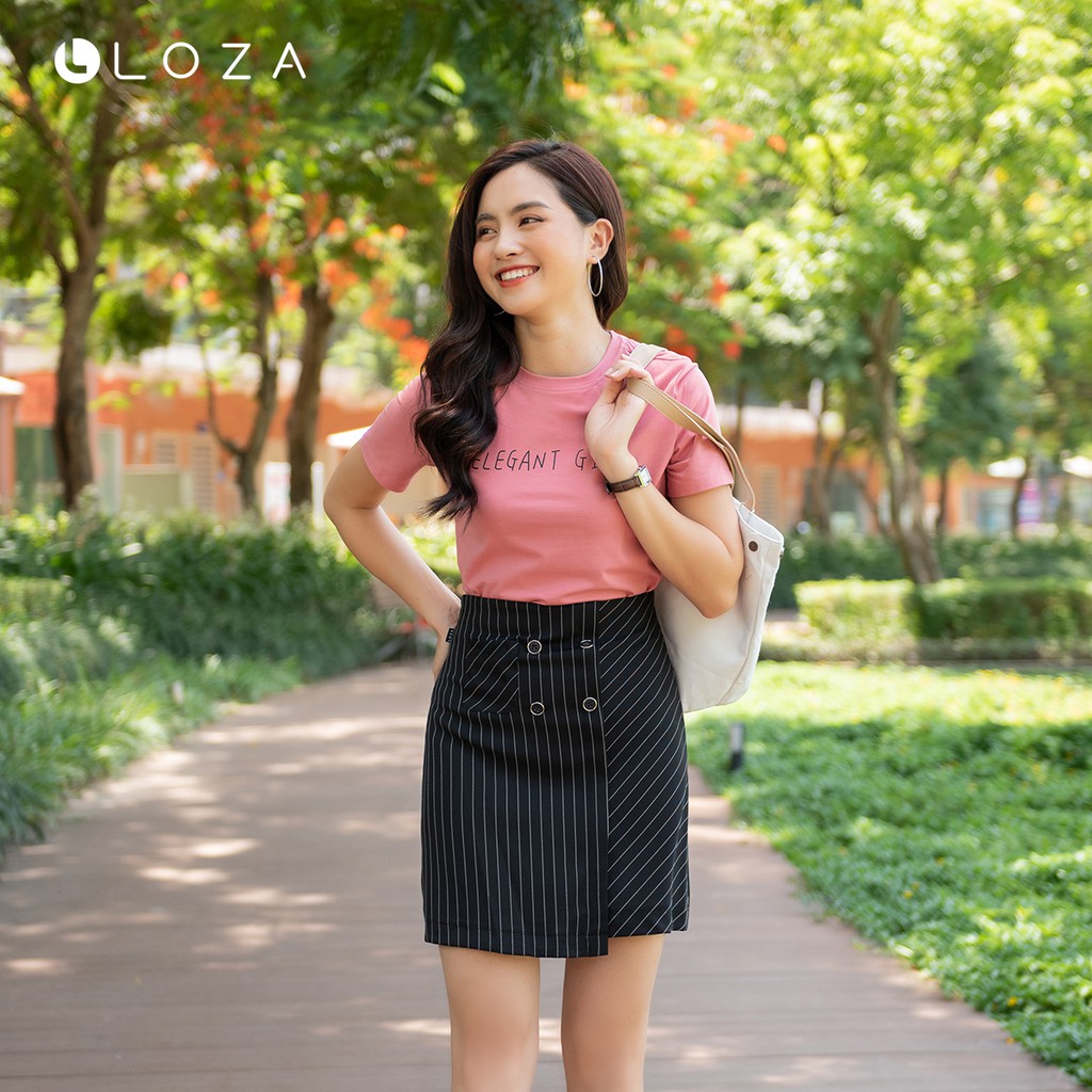 [Mã WABRLOW5 giảm 15% đơn 300K] Chân váy dáng A LOZA màu đen họa tiết kẻ sọc trắng đính cúc - PC4015 | BigBuy360 - bigbuy360.vn