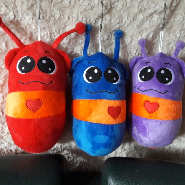 Sâu larva tím ,đỏ ,hồng