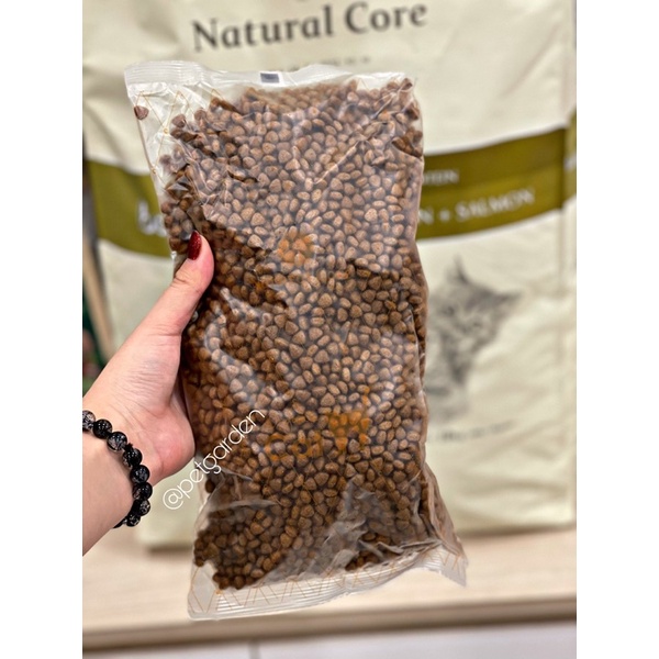 1kg5 THỨC ĂN NATURAL CORE C3 BENE 3012 CHO MÈO THỊT GÀ &amp; CÁ HỒI