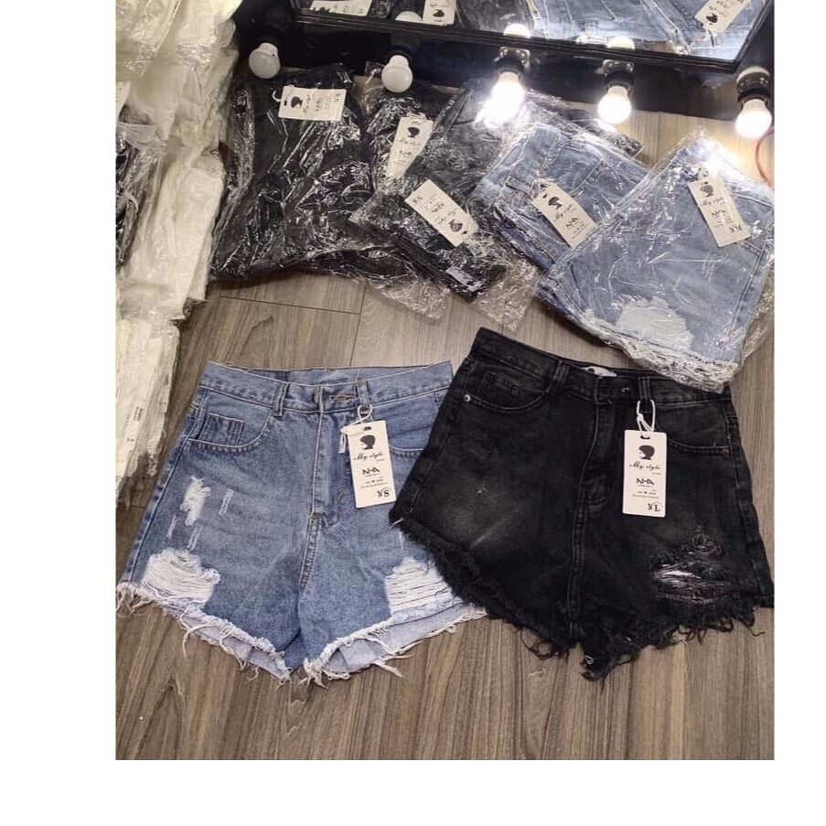 QUẦN SHORT JEAN NỮ XANH NHẠT VÀ XÁM RÁCH 2 BÊN CÀO RÁCH 0MM4 | BigBuy360 - bigbuy360.vn