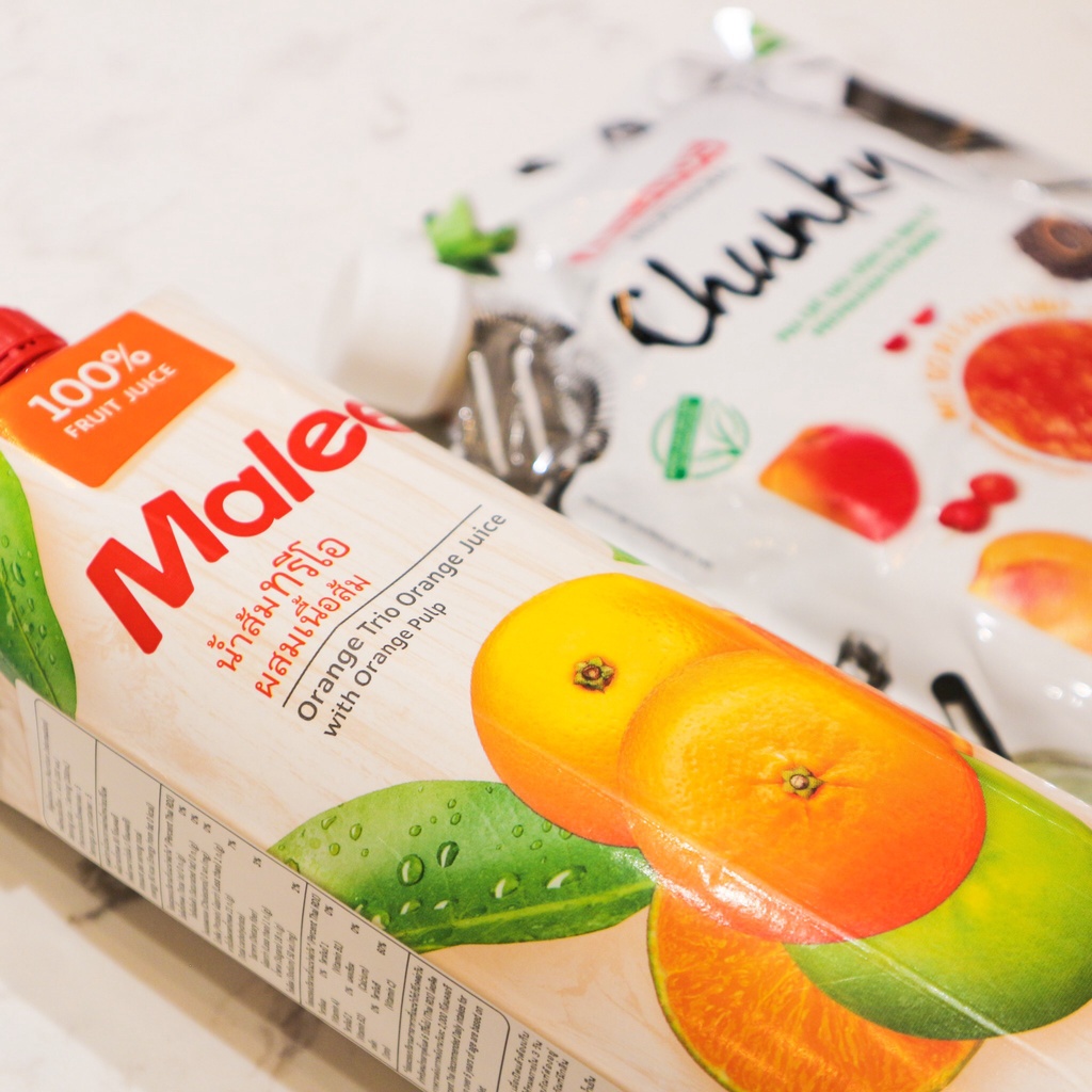 Bộ đôi Nước ép Cam Malee chai 1L và sinh tố Chunky Mơ sori hạt chia 1kg. Hàng công ty có sẵn giao ngay