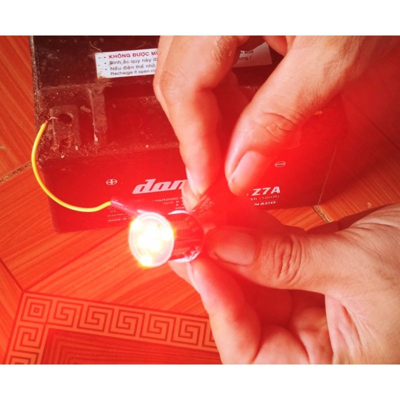 1 ĐÈN LED STOP HẬU CHỚP NHÁY CHẠY KIỂU AUDI SÁNG MÀU CỰC ĐẸP XE MÁY XE HƠI ÔTÔ MẪU MỚI HÀNG CHẤT LƯỢNG